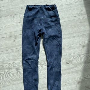 Lulu blue tie dye wunder unders. Size 4.